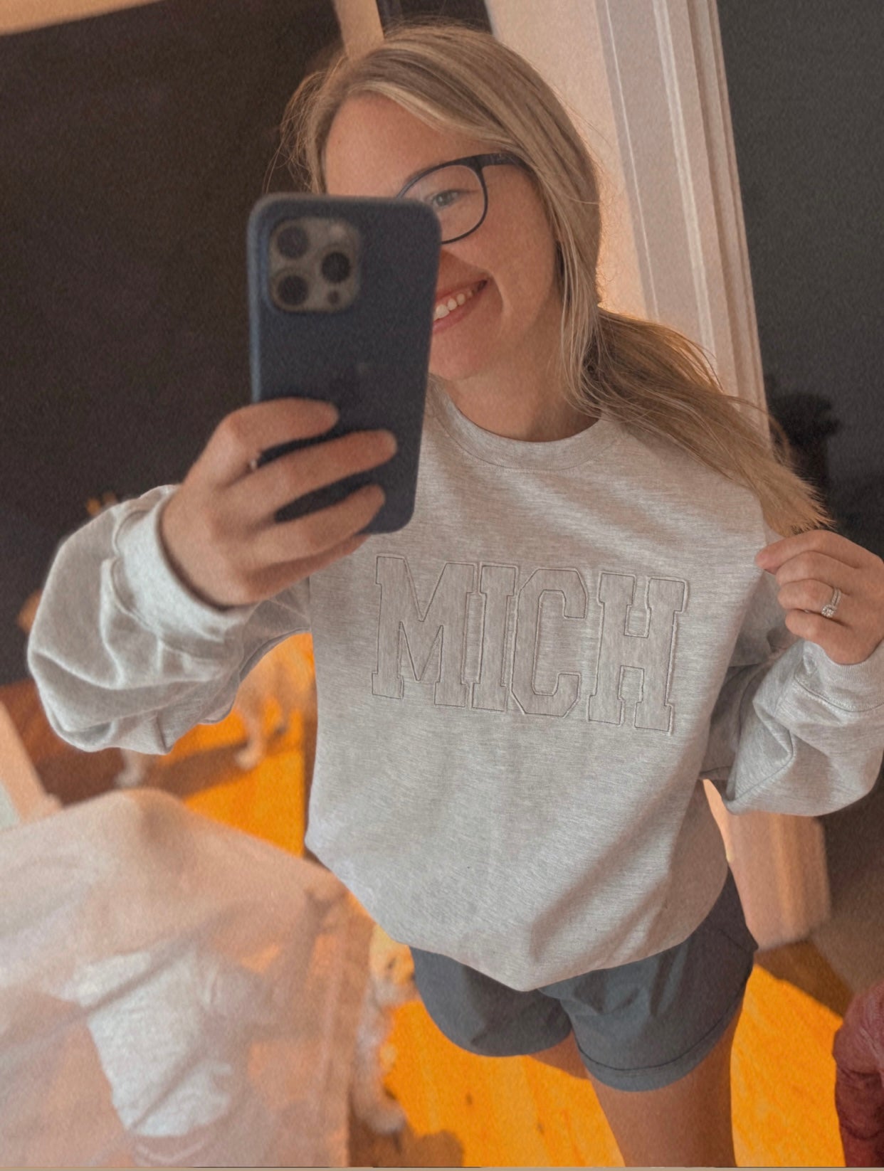 MICH crewneck
