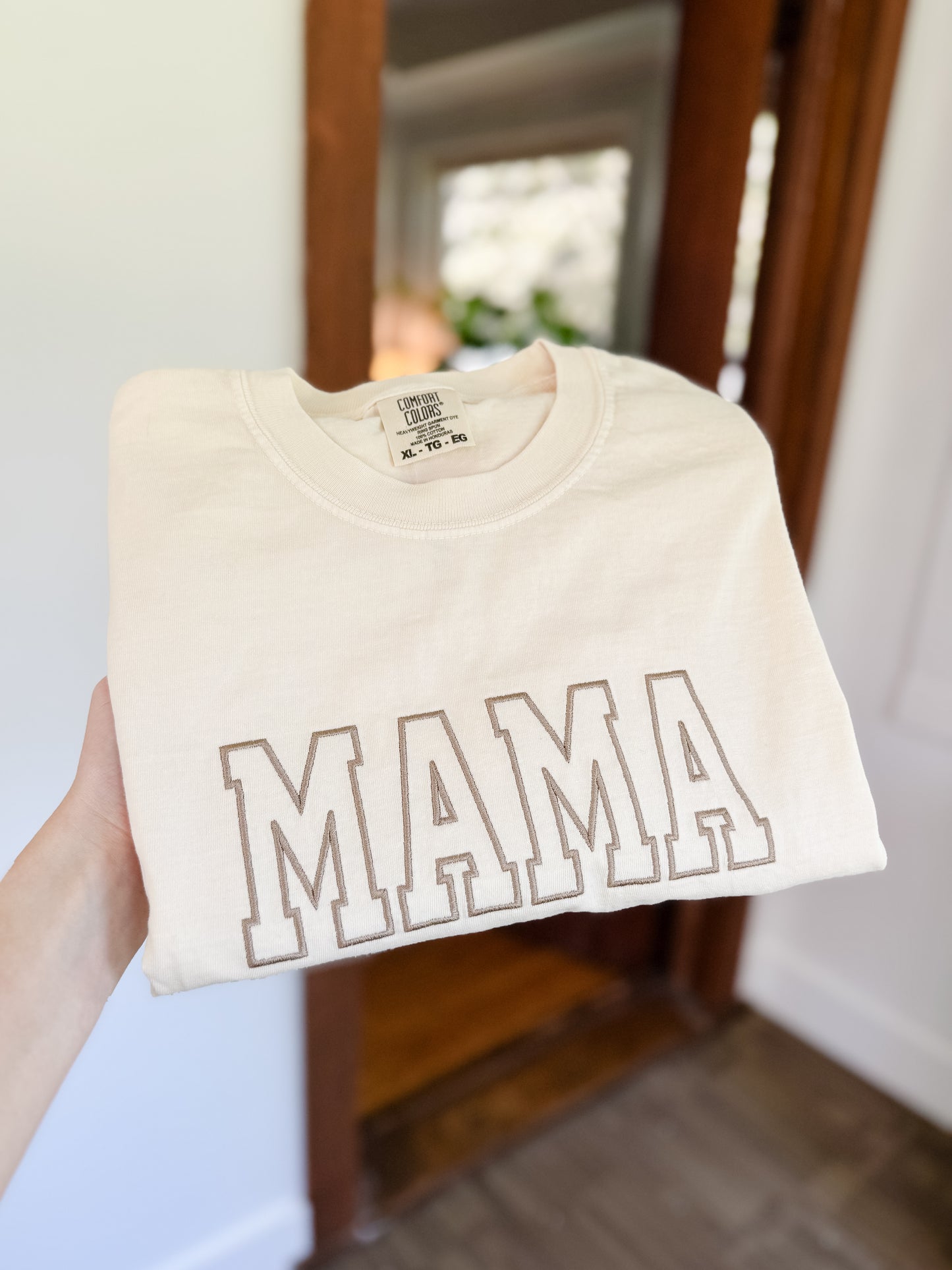 MAMA Tee