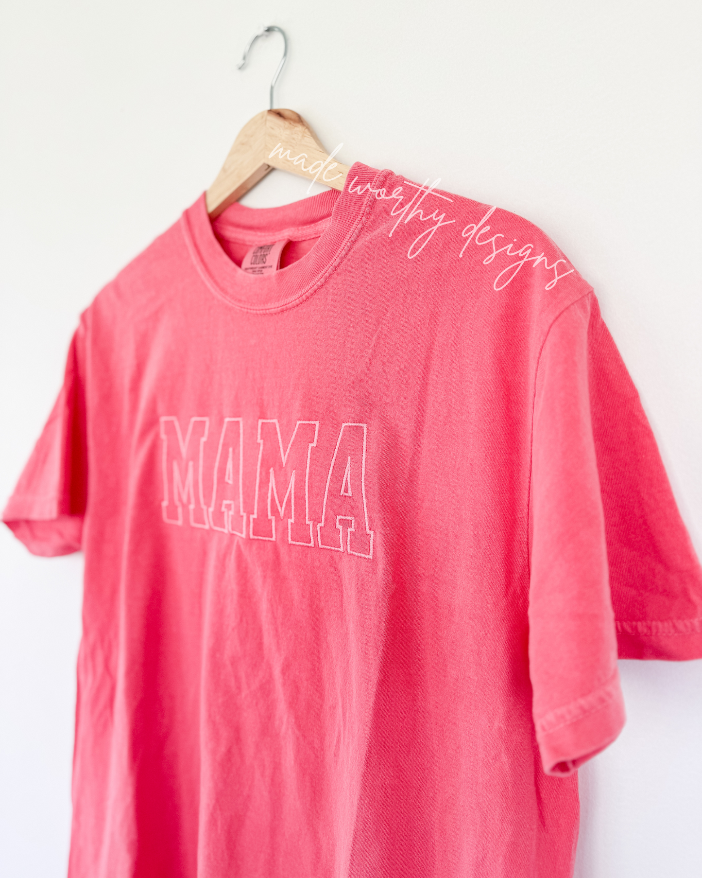 MAMA Tee