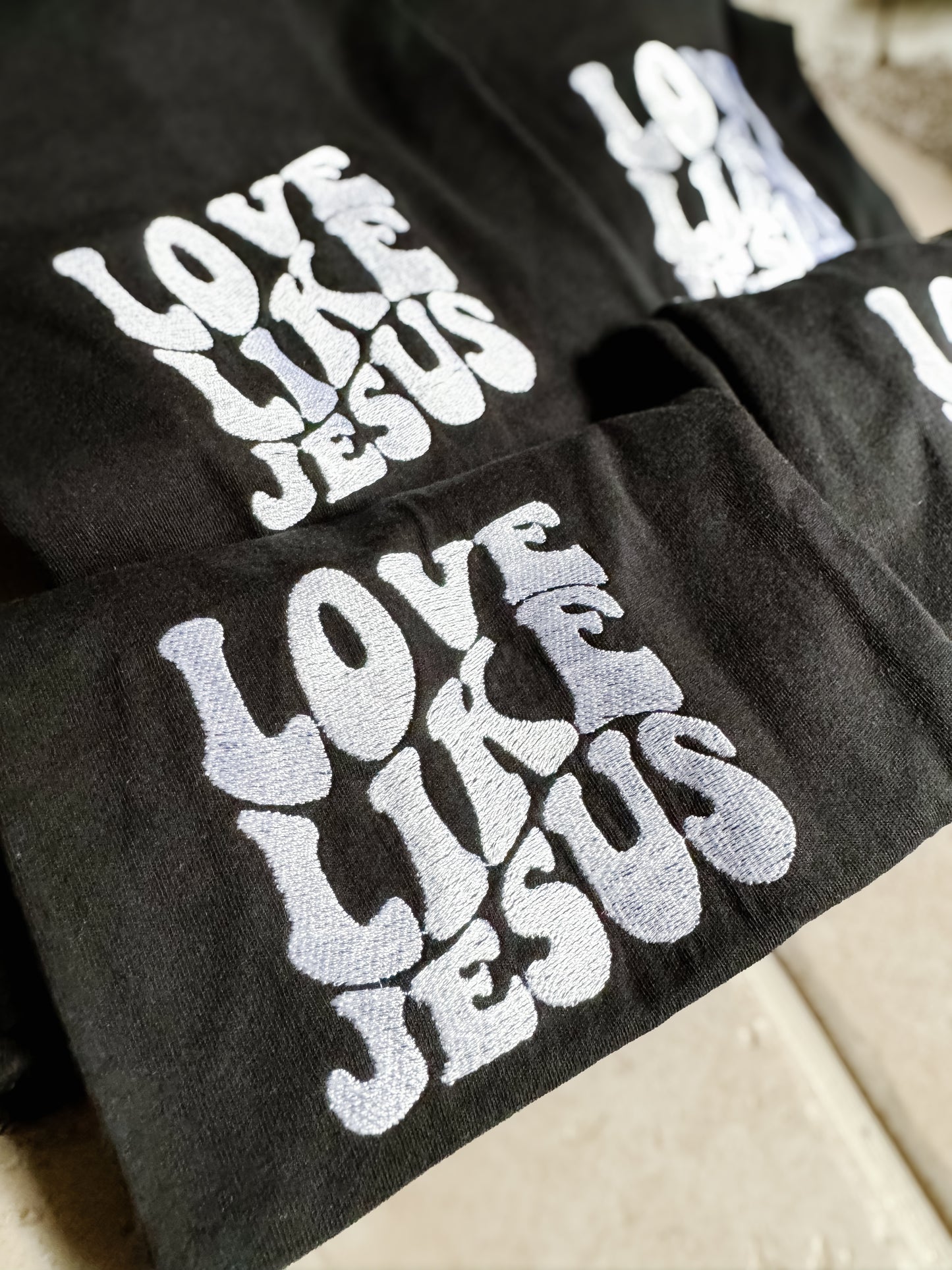 Love like Jesus Tee