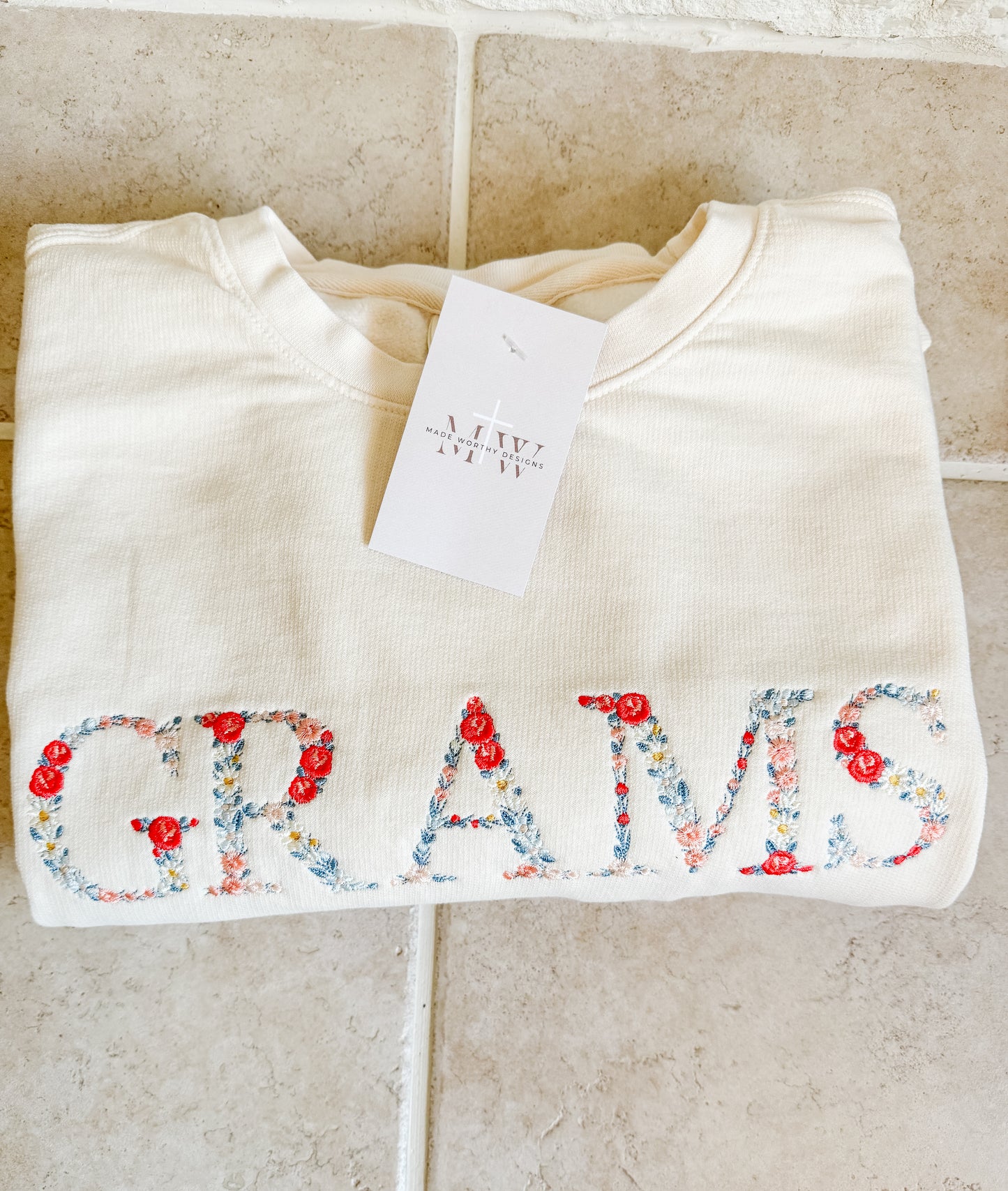Floral ‘MAMA’ Crew