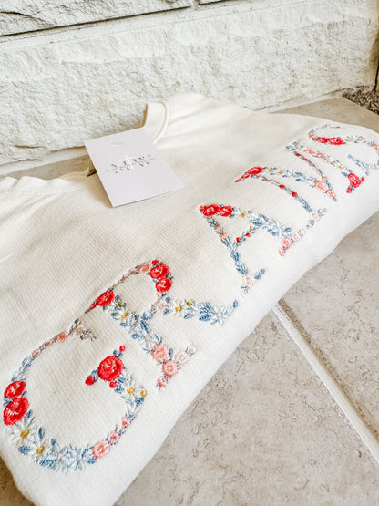 Floral ‘MAMA’ Crew