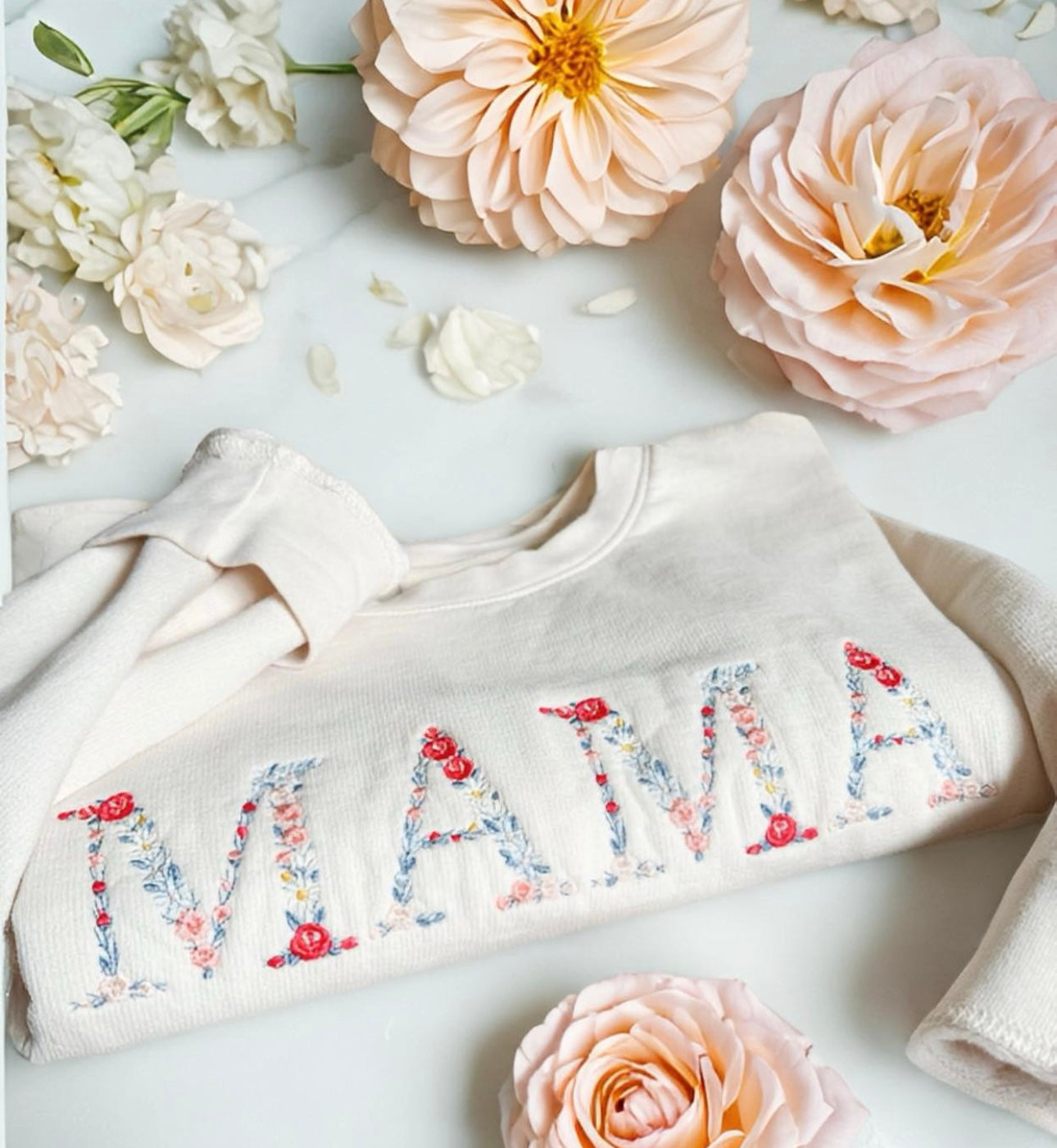 Floral ‘MAMA’ Crew